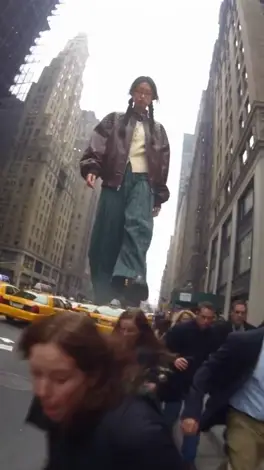 Effet Street colossus